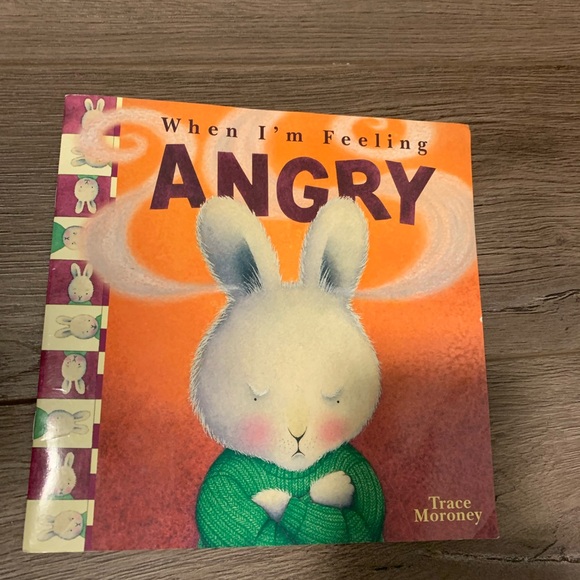 Children's Book Bundle - Picture 4 of 4